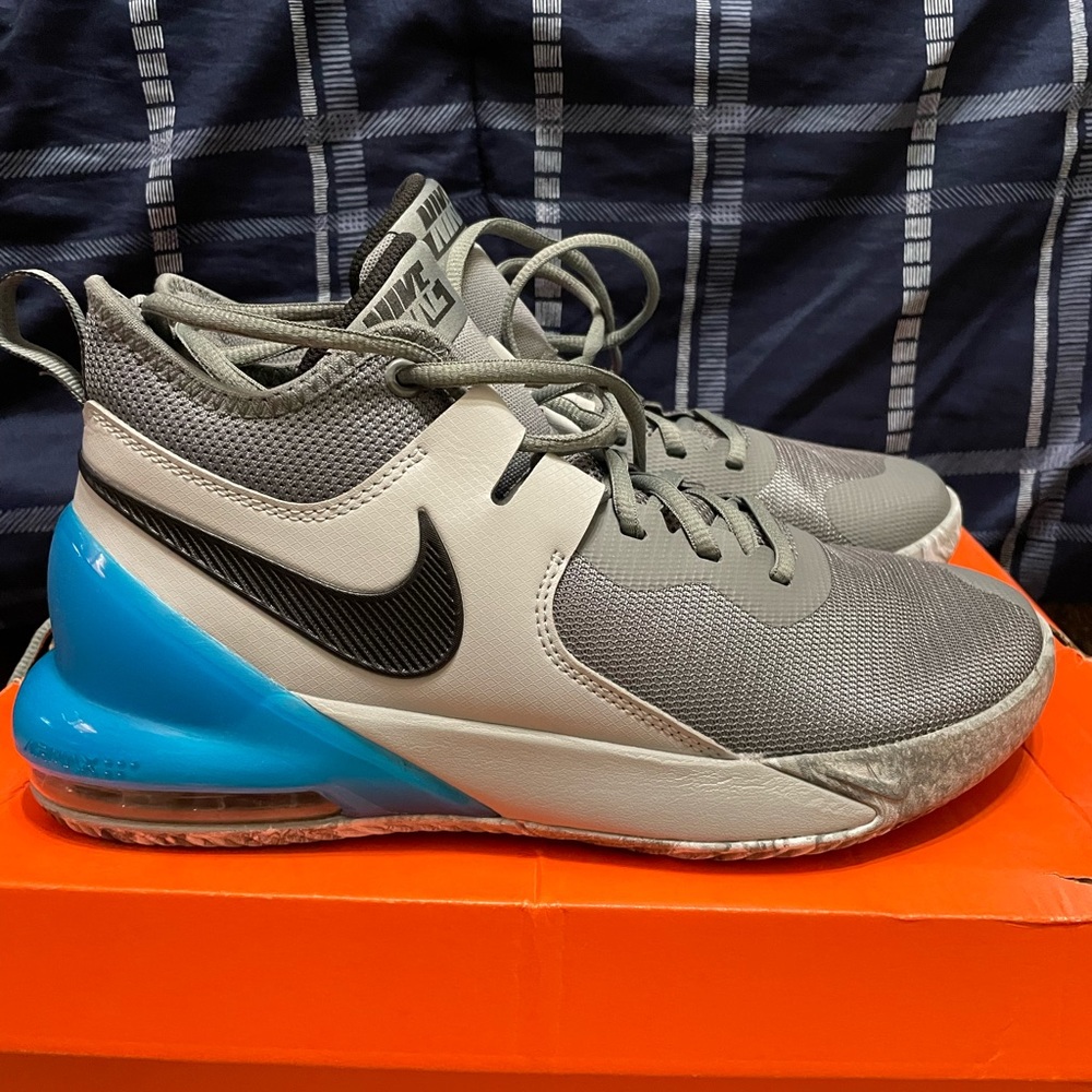 Nike Air Max Impact